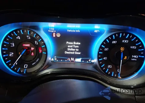 2015 Chrysler 300 300S z USA, uszkodzony, nr VIN 2C3CCABG9FH898885